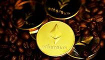 加密货币崩盘加剧：比特币从历史高点暴跌25%
