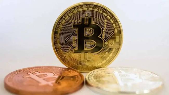 比特币剑指12万！潜伏这3种山寨币，未来暴涨100倍不是梦！
