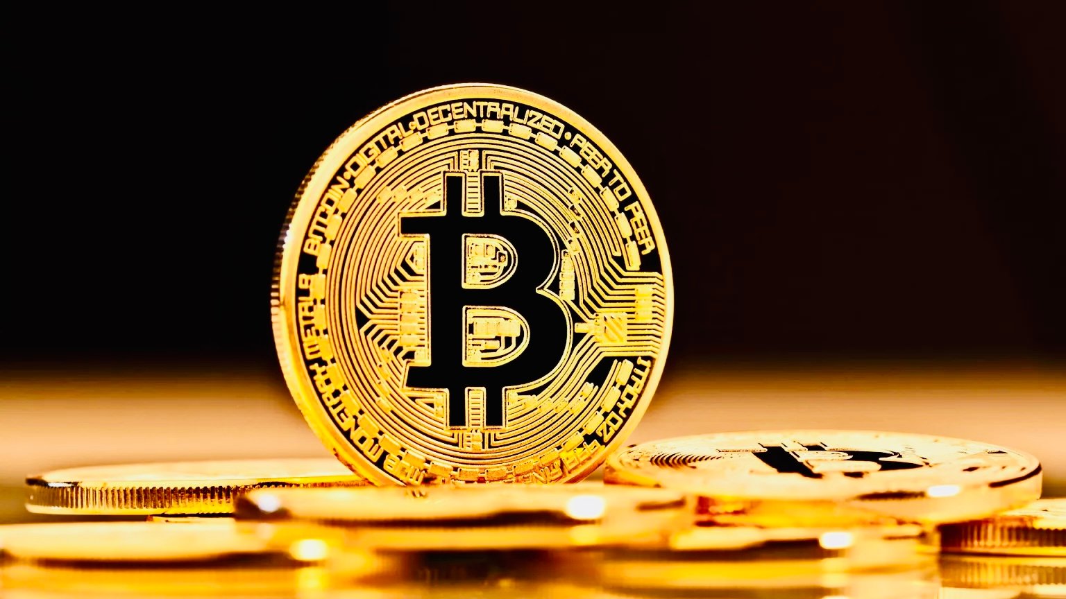 Bitfinex引爆话题：比特币牛市卷土重来，历史新高在望，但美国经济政策暗藏玄机？